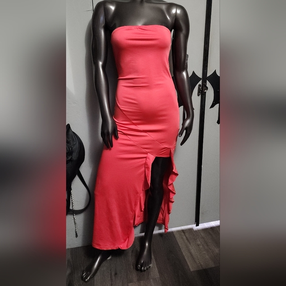 Dress - Picture 2 of 4